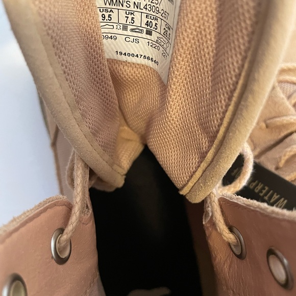 SOREL Caribou OTM Snow Boot - Picture 6 of 9